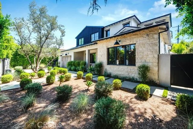 5150 Beeman Avenue, Valley Village, CA 91607