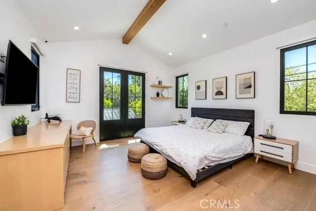 5150 Beeman Avenue, Valley Village, CA 91607