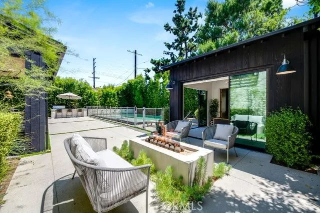 5150 Beeman Avenue, Valley Village, CA 91607