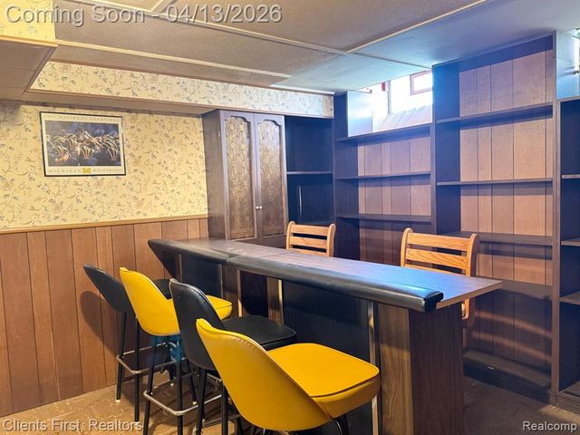 18047 Holland Avenue, Eastpointe, MI 48021