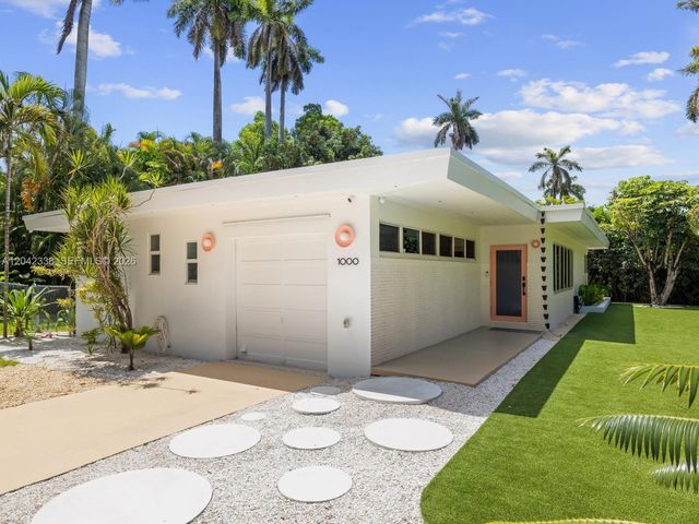 1000 NE 85th St, Miami, FL 33138