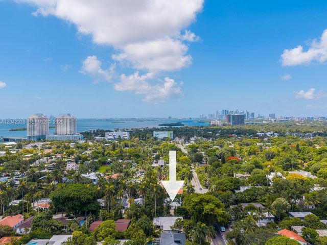 1000 NE 85th St, Miami, FL 33138