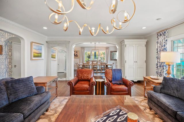 12504 N Lake Shore DRIVE, Mequon, WI 53092