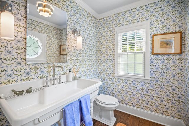 12504 N Lake Shore DRIVE, Mequon, WI 53092