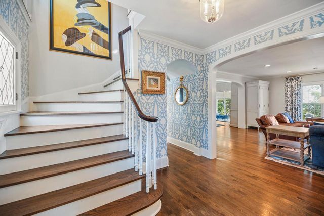 12504 N Lake Shore DRIVE, Mequon, WI 53092