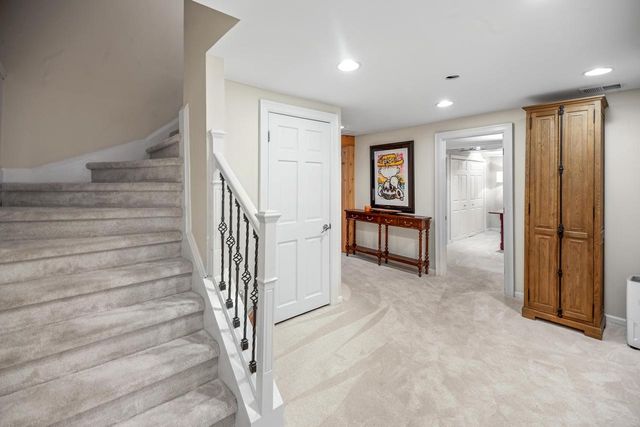 12504 N Lake Shore DRIVE, Mequon, WI 53092