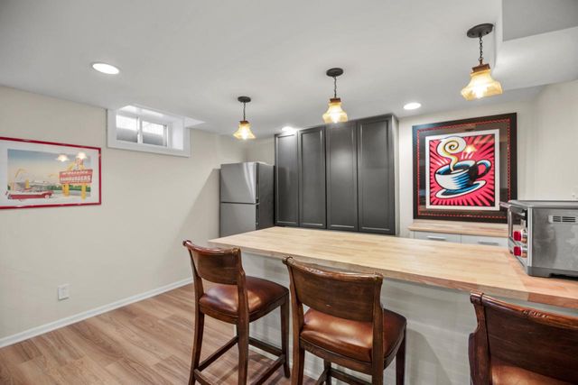 12504 N Lake Shore DRIVE, Mequon, WI 53092