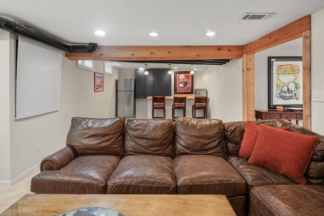 12504 N Lake Shore DRIVE, Mequon, WI 53092