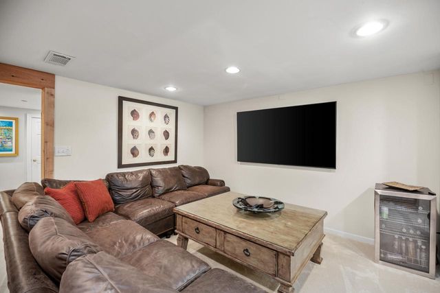12504 N Lake Shore DRIVE, Mequon, WI 53092