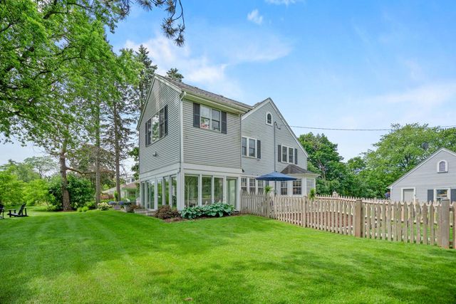 12504 N Lake Shore DRIVE, Mequon, WI 53092