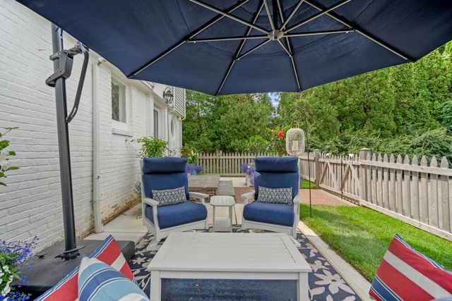 12504 N Lake Shore DRIVE, Mequon, WI 53092