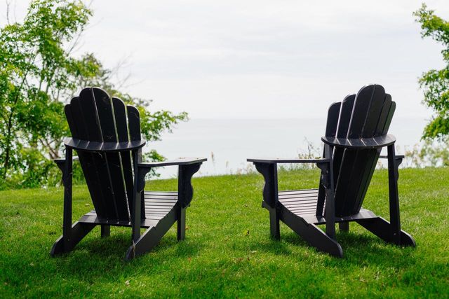 12504 N Lake Shore DRIVE, Mequon, WI 53092