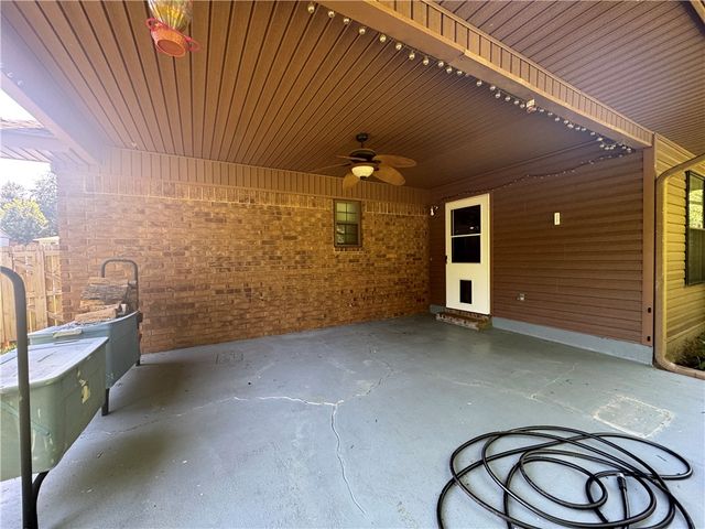 1312 Ridgewood Drive, Russellville, AR 72801