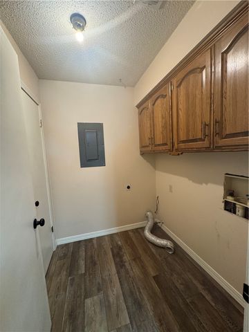 1312 Ridgewood Drive, Russellville, AR 72801