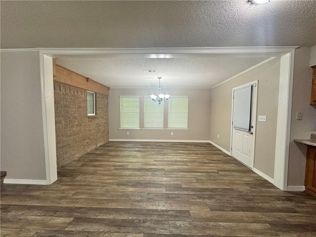 1312 Ridgewood Drive, Russellville, AR 72801