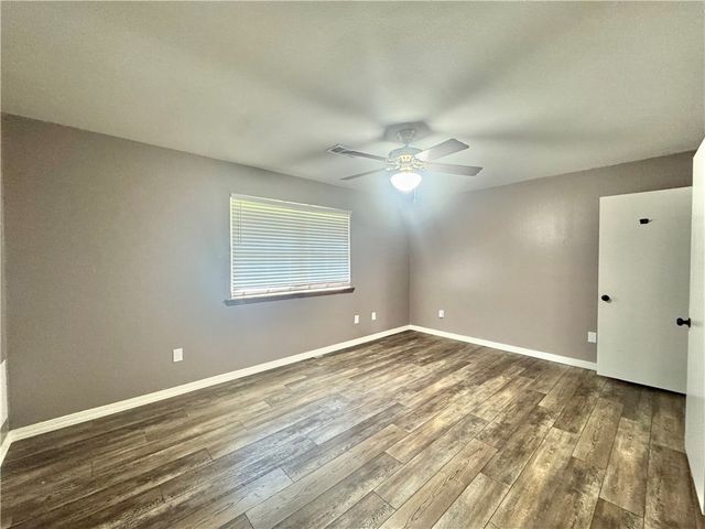 1312 Ridgewood Drive, Russellville, AR 72801