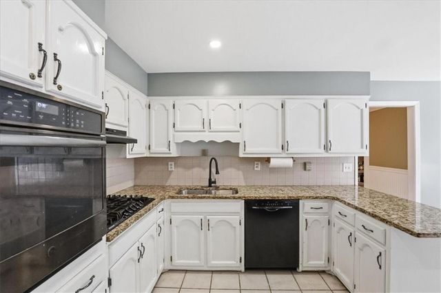 713 Chesterfield Drive, Lawrenceville, GA 30044