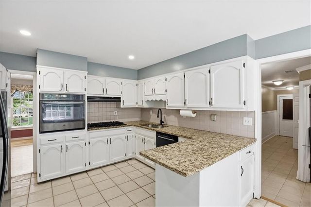 713 Chesterfield Drive, Lawrenceville, GA 30044