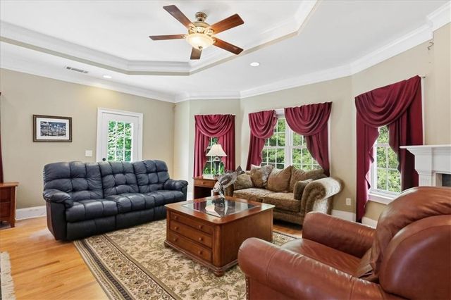 713 Chesterfield Drive, Lawrenceville, GA 30044