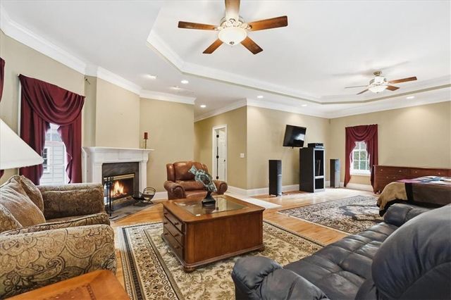 713 Chesterfield Drive, Lawrenceville, GA 30044