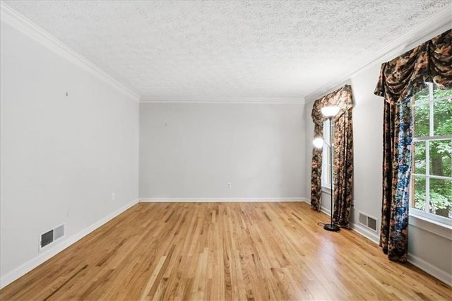713 Chesterfield Drive, Lawrenceville, GA 30044