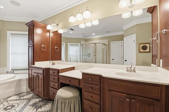 713 Chesterfield Drive, Lawrenceville, GA 30044
