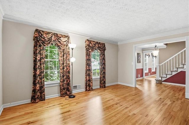 713 Chesterfield Drive, Lawrenceville, GA 30044