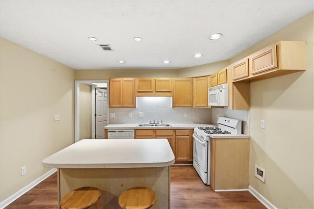 713 Chesterfield Drive, Lawrenceville, GA 30044