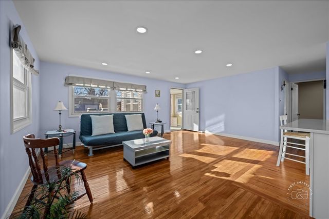 909 E Railroad Street, Sandwich, IL 60548