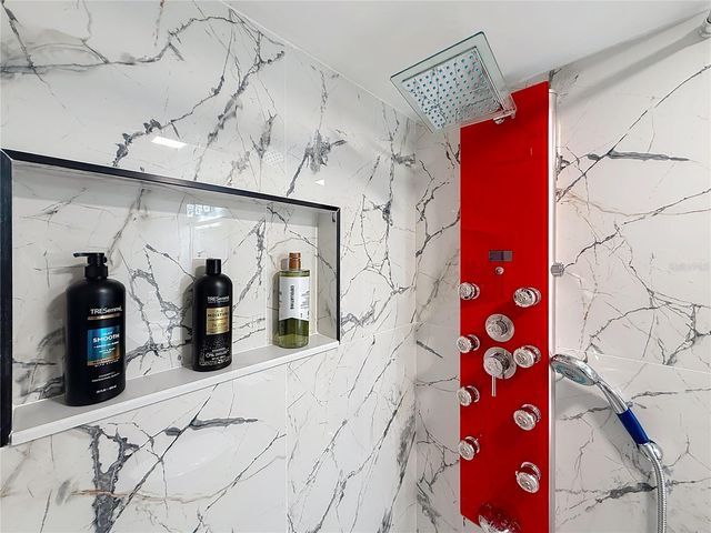 1700 SW 16TH COURT J21, Gainesville, FL 32608