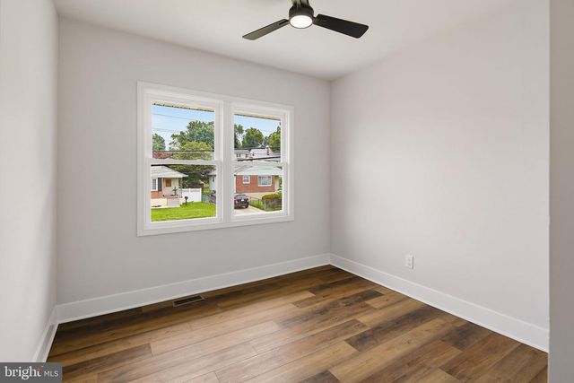 323 3RD AVE, Baltimore, MD 21227
