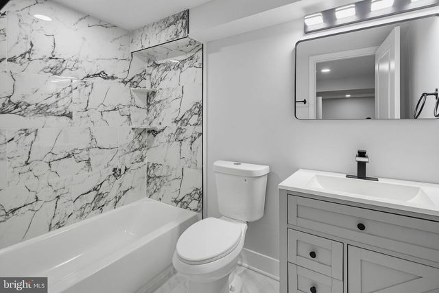 323 3RD AVE, Baltimore, MD 21227