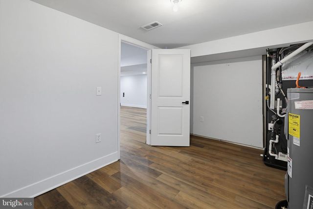 323 3RD AVE, Baltimore, MD 21227