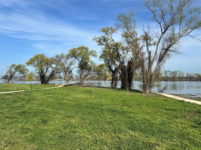 5096 Waterfront Road, Kerens, TX 75144