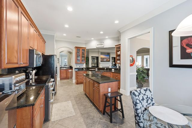 8575 San Marcello Dr Unit 302, Myrtle Beach, SC 29579