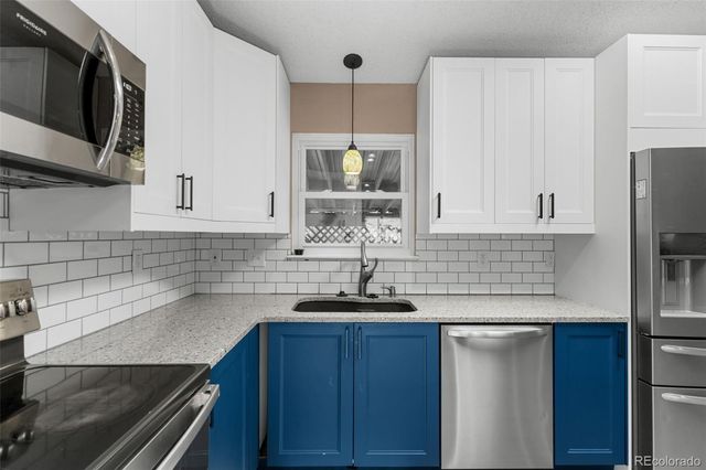 1142 S Edinburgh Drive, Loveland, CO 80537