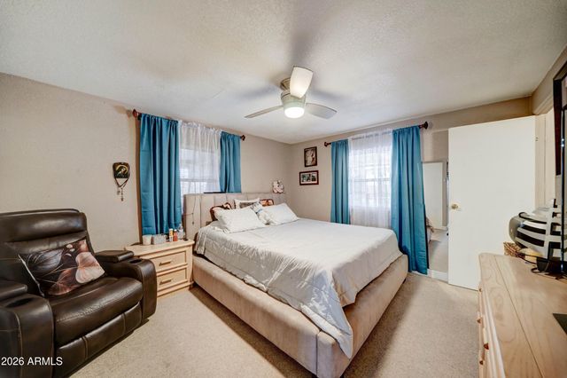 8705 E CORALBELL Avenue, Mesa, AZ 85208