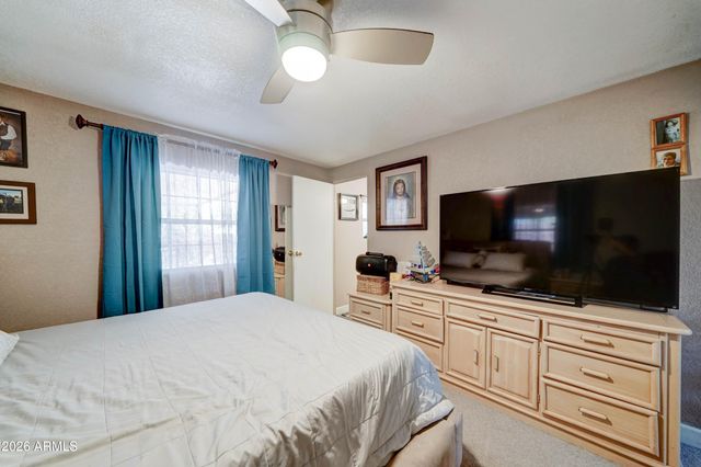 8705 E CORALBELL Avenue, Mesa, AZ 85208