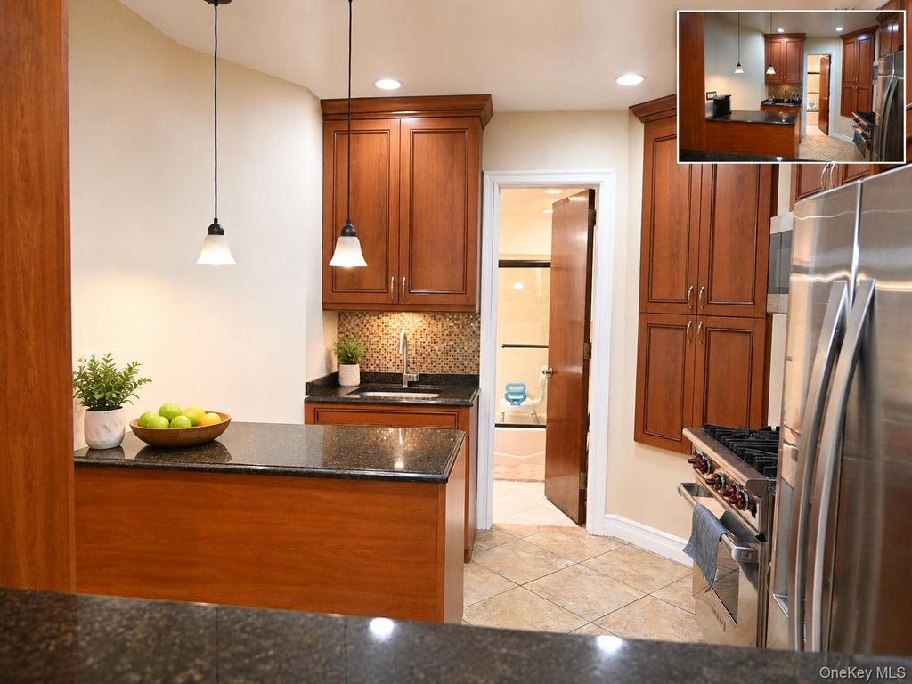 326 E 93rd Street, New York (manhattan), NY 10128 — photo 3