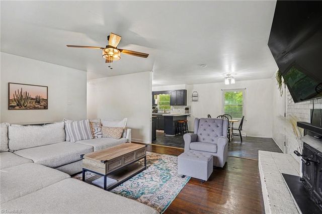 371 Sharon School Road, Statesville, NC 28677
