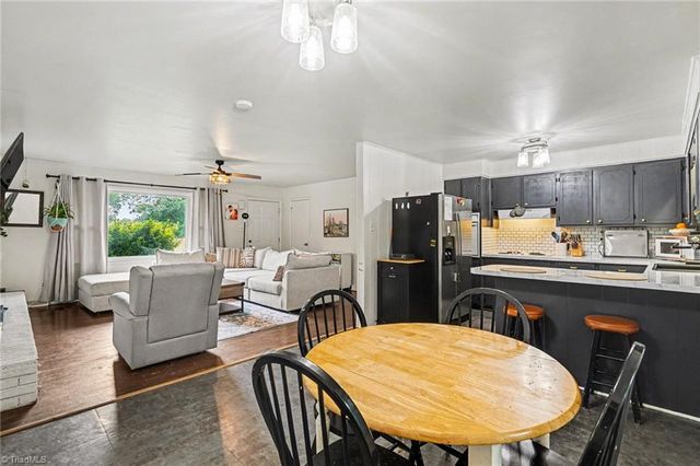 371 Sharon School Road, Statesville, NC 28677