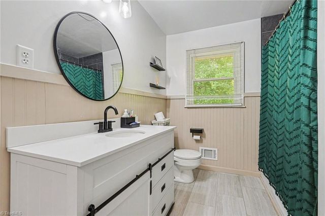 371 Sharon School Road, Statesville, NC 28677