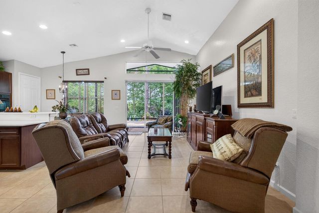 2206 Newport Isles Boulevard, Port St. Lucie, FL 34953