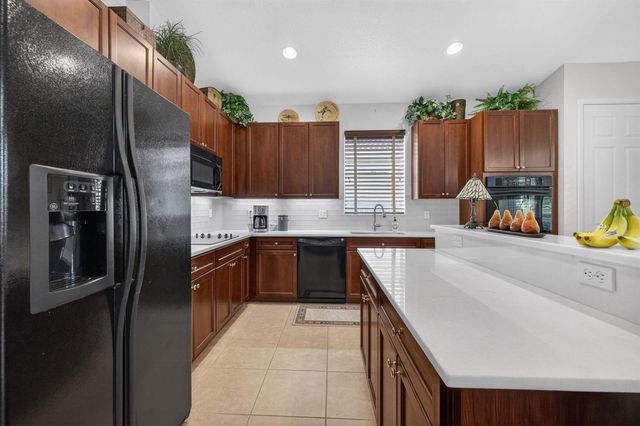 2206 Newport Isles Boulevard, Port St. Lucie, FL 34953