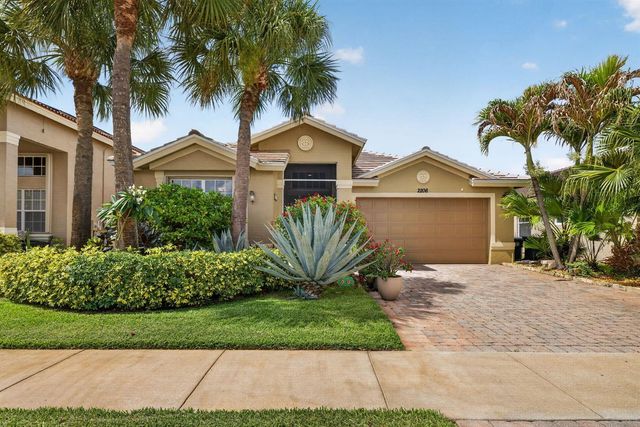 2206 Newport Isles Boulevard, Port St. Lucie, FL 34953