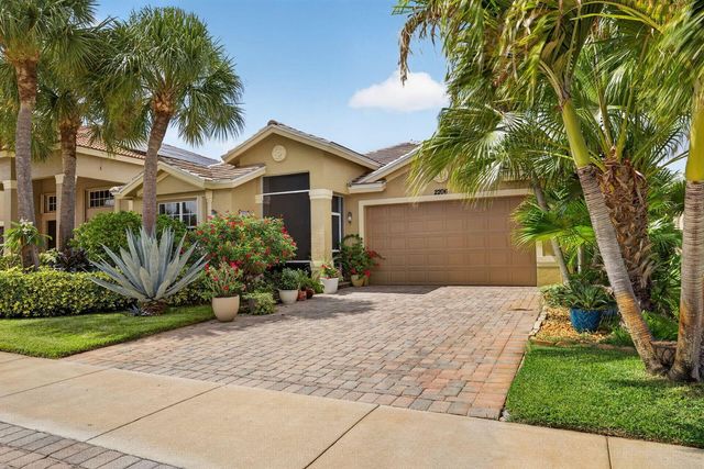 2206 Newport Isles Boulevard, Port St. Lucie, FL 34953