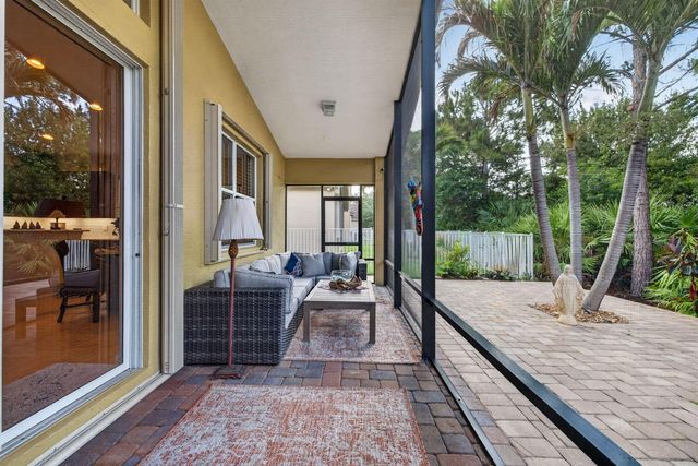 2206 Newport Isles Boulevard, Port St. Lucie, FL 34953