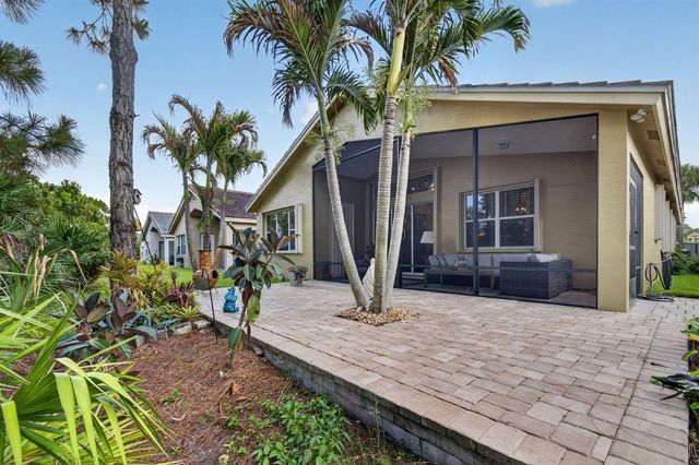 2206 Newport Isles Boulevard, Port St. Lucie, FL 34953