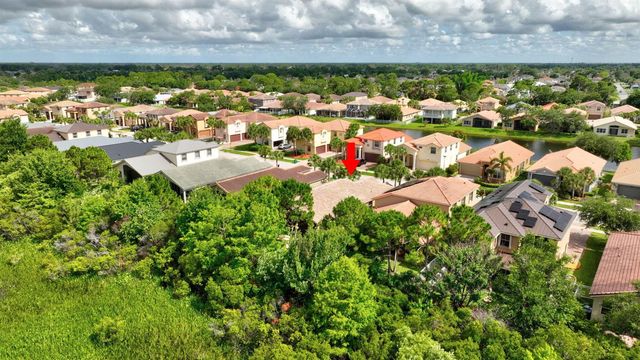2206 Newport Isles Boulevard, Port St. Lucie, FL 34953