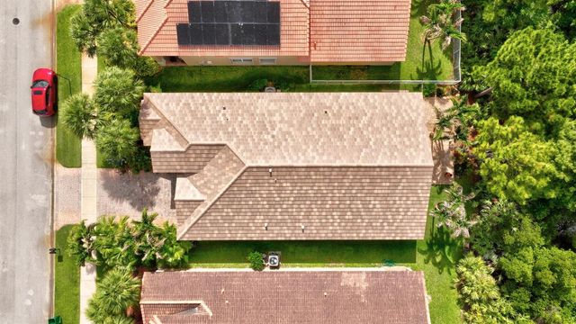2206 Newport Isles Boulevard, Port St. Lucie, FL 34953